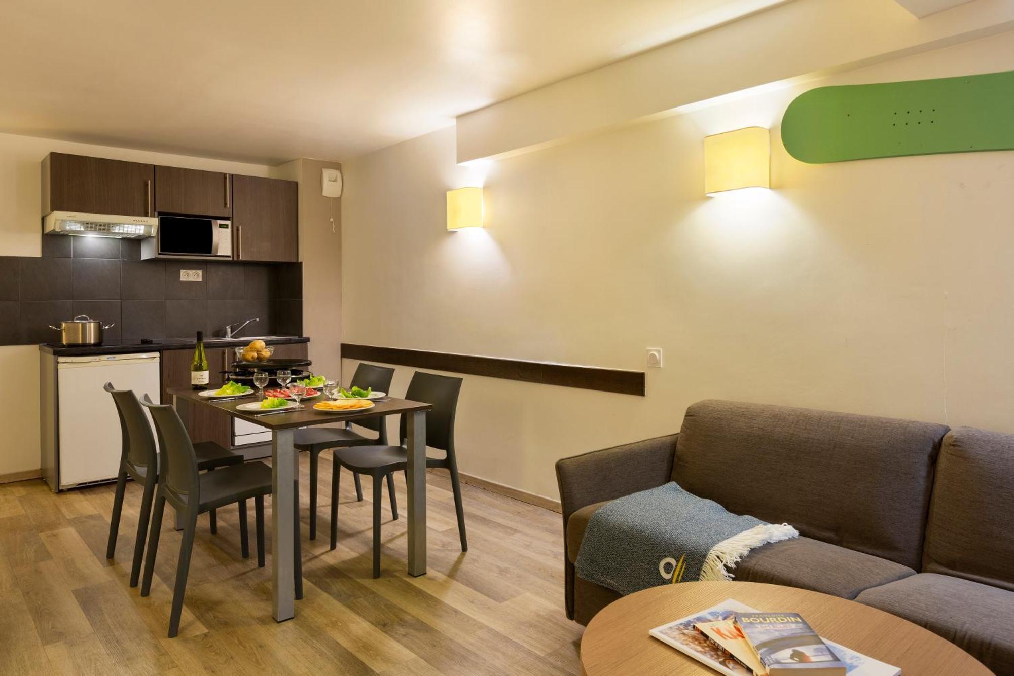 Sowell Residences Pierre Blanche Сен-Мартен-де-Бельвиль Экстерьер фото